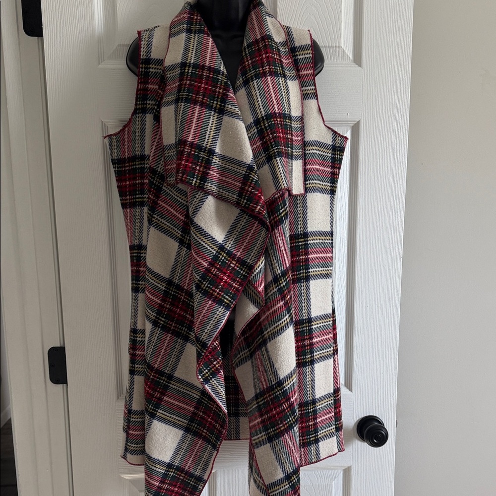 SHEIN Red, Black & Cream Plaid Sleeveless Open Front Coatigan